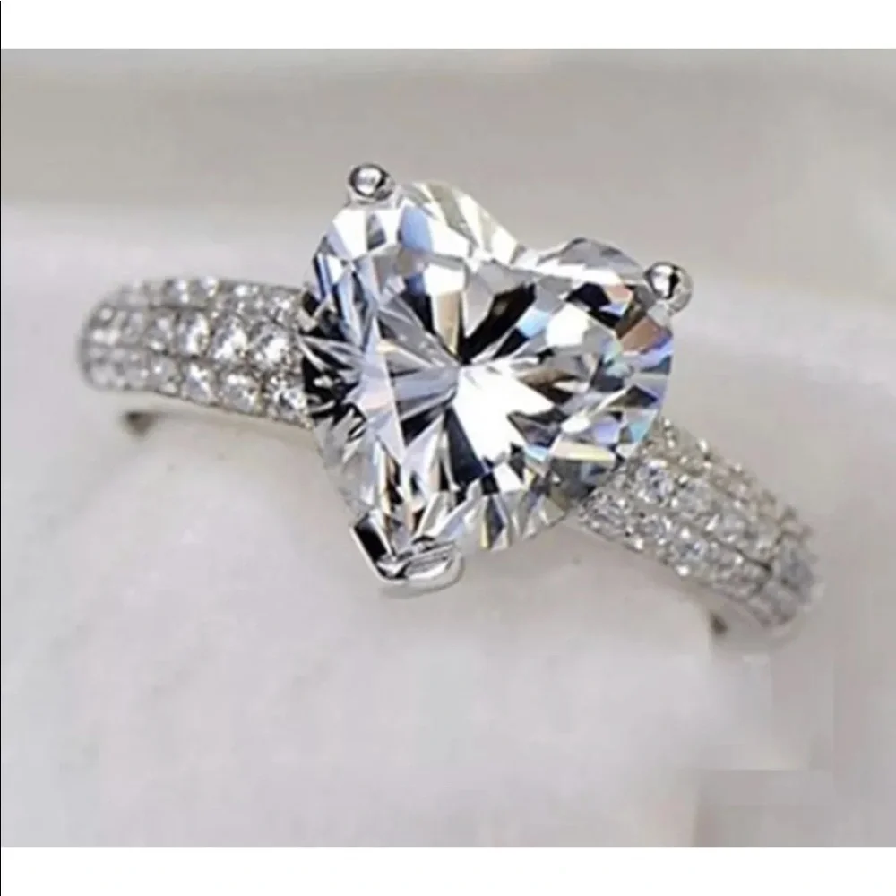 🆕 925 Sapphire Heart Ring